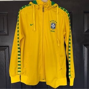 Nike Jacket Soccer Brazil World cup official Men S Yellow removable hoodie